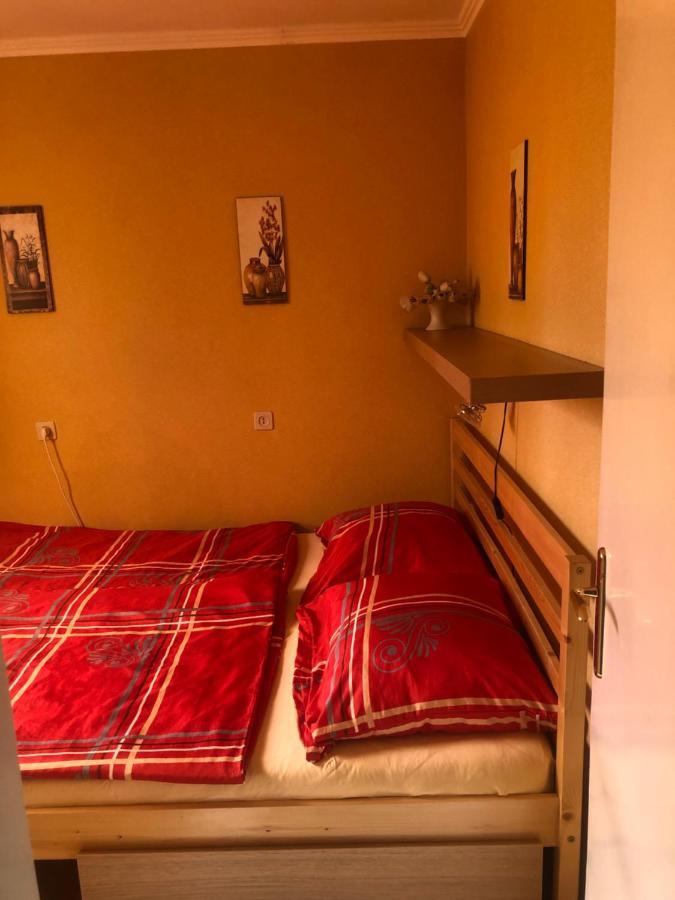 Oeroekzoeld Apartmanok Balatonfenyves Exteriör bild